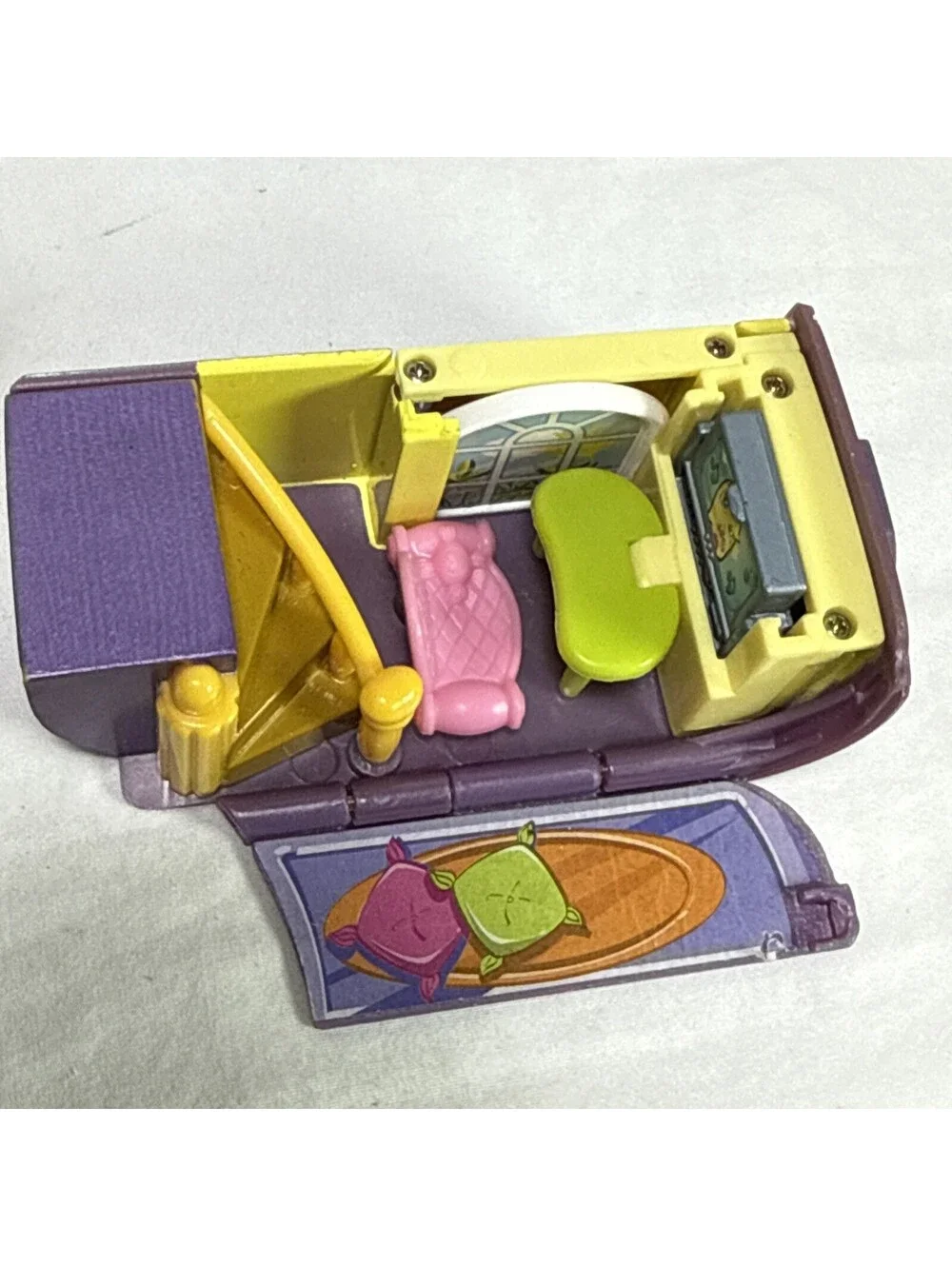 Vintage Polly Pocket Sweet Secrets Miniature Doll House Polly World Butterfly